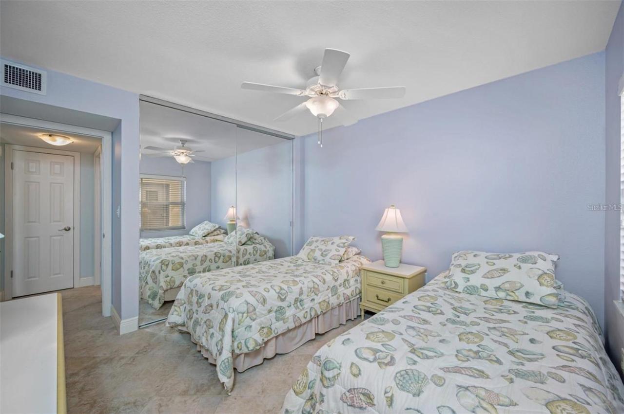 Oceanfront View Of Madeira Beach, Steps To The Beach - Madeira Norte Condo St. Pete Beach Bagian luar foto